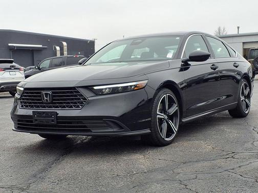 Crystal Black Pearl 2024 Honda Accord Hybrid Sport