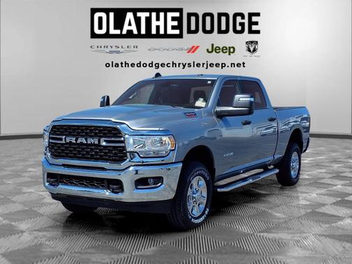 Billet Silver Metallic Clearcoat 2024 RAM 2500 Big Horn Crew Cab 4x4 6'4' Box