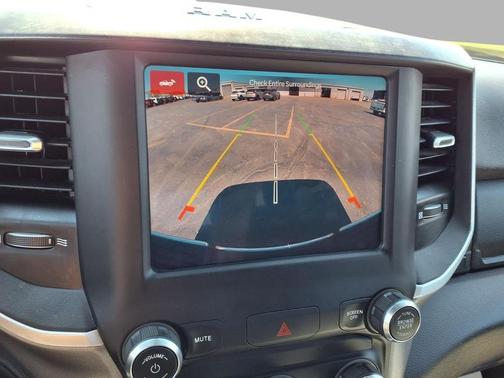 Billet Silver Metallic Clearcoat 2024 RAM 2500 Big Horn Crew Cab 4x4 6'4' Box