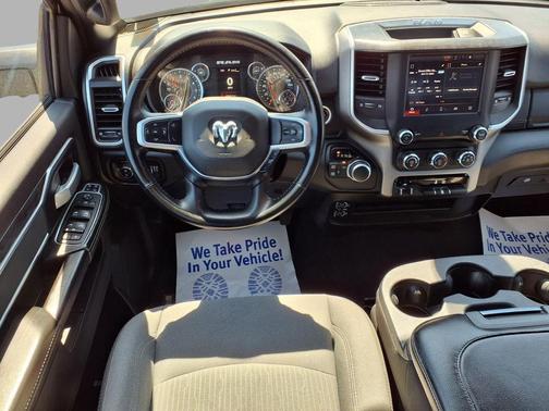 Billet Silver Metallic Clearcoat 2024 RAM 2500 Big Horn Crew Cab 4x4 6'4' Box