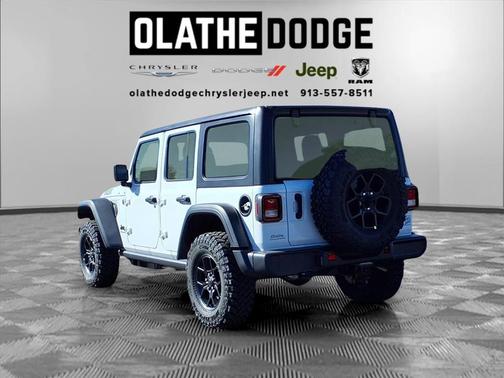 Bright White Clearcoat 2026 Jeep Wrangler Willys