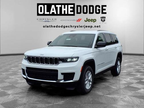 Bright White Clearcoat 2026 Jeep Grand Cherokee L Laredo