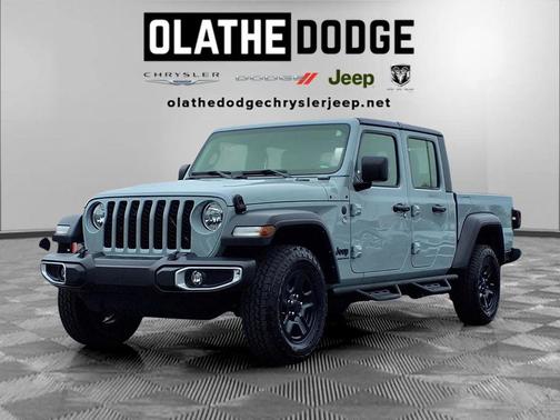 Limited Edition Earl Clearcoat 2023 Jeep Gladiator Sport
