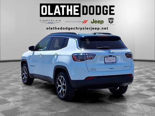 Bright White Clearcoat 2025 Jeep Compass Limited