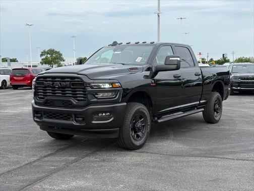 2025 RAM 2500 Tradesman Crew Cab 4x4 6'4' Box
