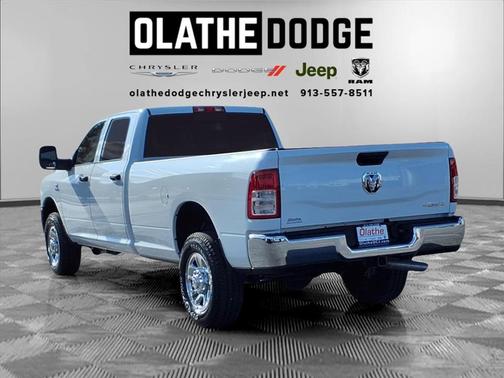 2024 RAM 2500 Tradesman Crew Cab 4x4 8' Box