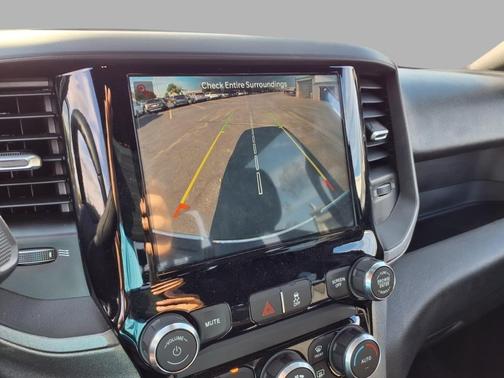 2024 RAM 2500 Tradesman Crew Cab 4x4 8' Box