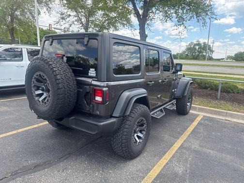 Granite Crystal Metallic Clearcoat 2018 Jeep Wrangler Unlimited Sport
