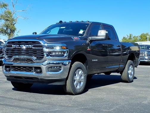 2025 RAM 2500 Big Horn Crew Cab 4x4 6'4' Box
