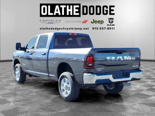 2025 RAM 2500 Big Horn Crew Cab 4x4 6'4' Box