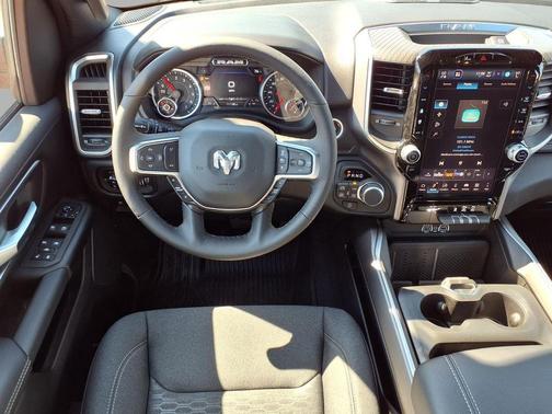 Molten Red Pearlcoat 2026 RAM 1500 Big Horn/Lone Star