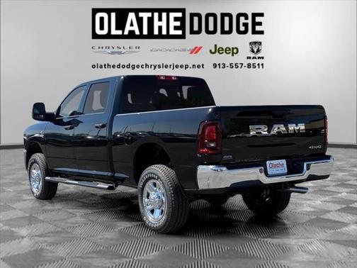 2025 RAM 2500 Tradesman Crew Cab 4x4 6'4' Box