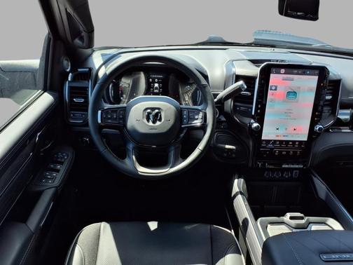 2025 RAM 2500 Big Horn Crew Cab 4x4 6'4' Box