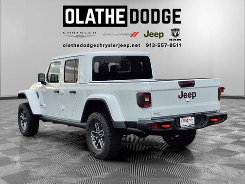 2025 Jeep Gladiator Mojave X