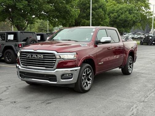 2025 RAM 1500 Laramie Crew Cab 4x4 57' Box