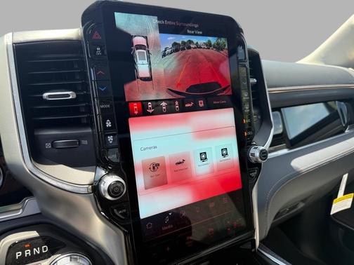2025 RAM 1500 ST