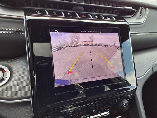 Diamond Black Crystal Pearlcoat 2026 Jeep Grand Cherokee L Altitude