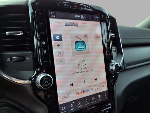 2026 RAM 3500 Laramie Crew Cab 4x4 8' Box