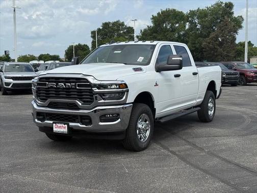 2025 RAM 2500 Tradesman Crew Cab 4x4 6'4' Box