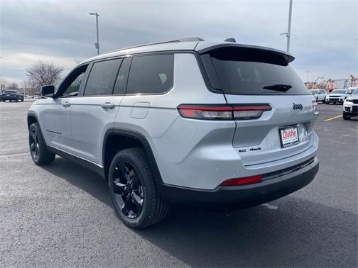 2023 Jeep Grand Cherokee L Altitude