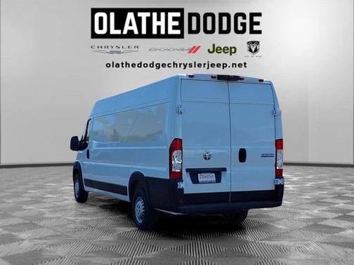 Bright White Clearcoat 2026 RAM ProMaster 3500 High Roof