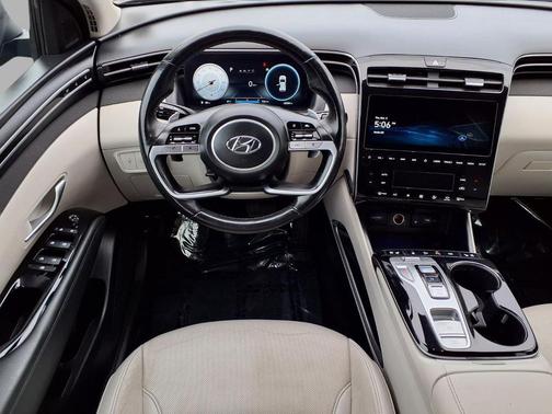 Black Pearl 2024 Hyundai TUCSON Limited