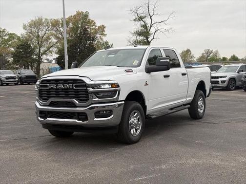 2025 RAM 2500 Tradesman Crew Cab 4x4 6'4' Box
