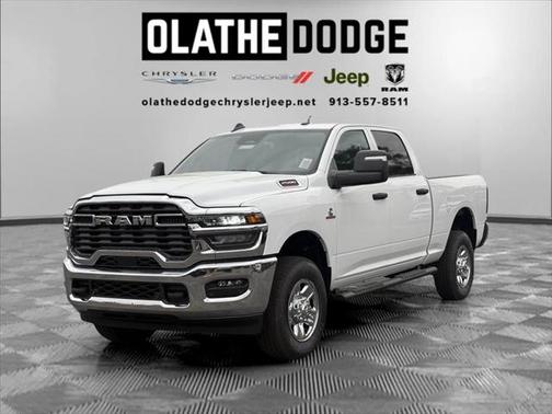 2025 RAM 2500 Tradesman Crew Cab 4x4 6'4' Box