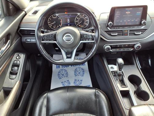 Gun Metallic 2020 Nissan Altima SR FWD