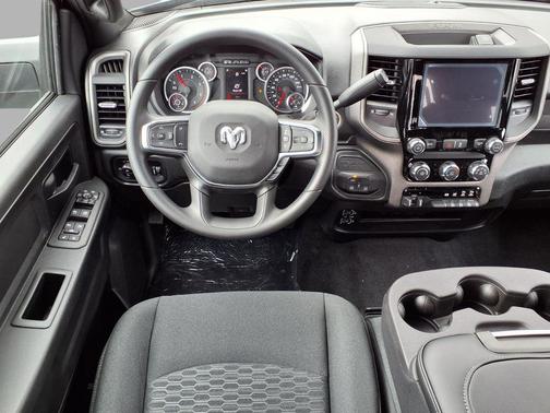 Forged Blue Metallic 2026 RAM 2500 Black Express Crew Cab 4x4 6'4' Box