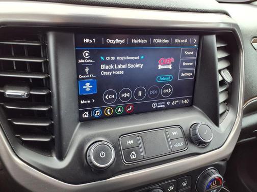 Summit White 2023 GMC Acadia AWD AT4