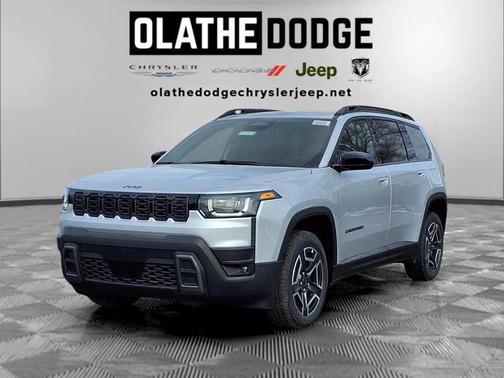 Silver Zynith Clearcoat 2026 Jeep Cherokee Laredo 4x4