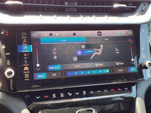 Diamond Black Crystal Pearlcoat 2026 Jeep Grand Cherokee L Altitude