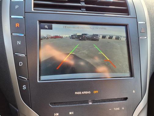 WHITE PLATINUM MET TRI-COAT 2016 Lincoln MKZ Base