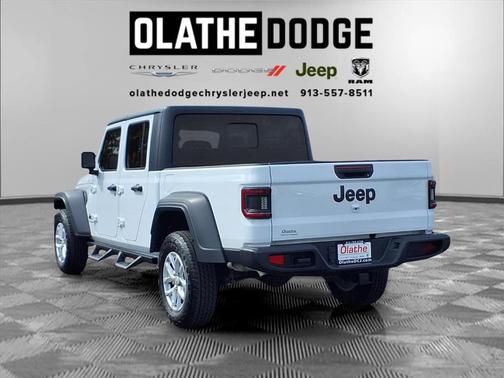 2023 Jeep Gladiator Sport S
