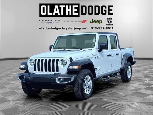 2023 Jeep Gladiator Sport S