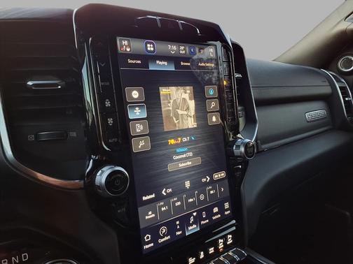 2024 RAM 2500 Laramie Crew Cab 4x4 6'4' Box