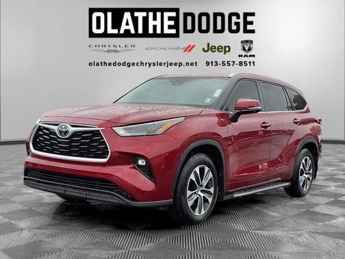 2022 Toyota Highlander XLE