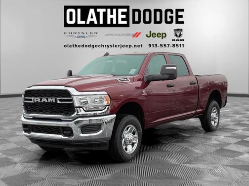 2024 RAM 2500 Tradesman Crew Cab 4x4 6'4' Box