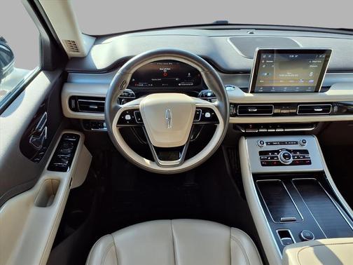 2021 Lincoln Aviator Standard AWD