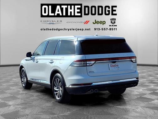 2021 Lincoln Aviator Standard AWD