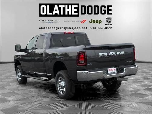 2025 RAM 2500 Tradesman Crew Cab 4x4 6'4' Box