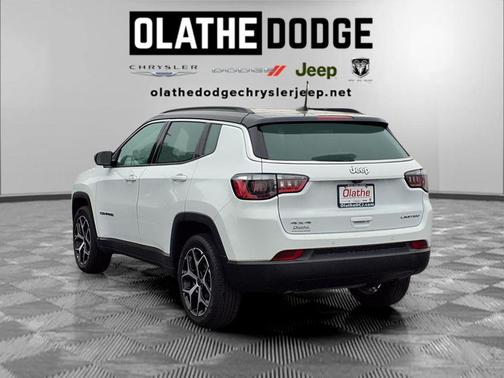 Bright White Clearcoat 2025 Jeep Compass Limited