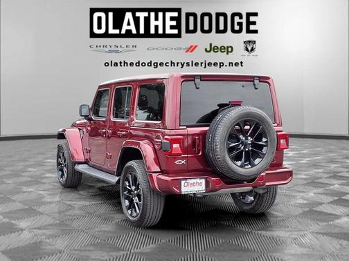 Snazzberry Pearlcoat 2021 Jeep Wrangler Unlimited Sahara