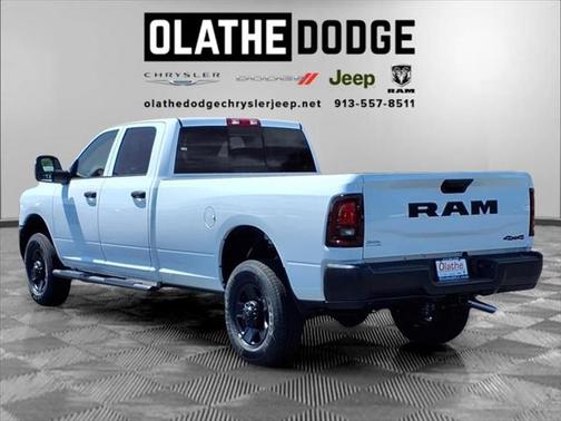 2025 RAM 2500 Tradesman Crew Cab 4x4 8' Box