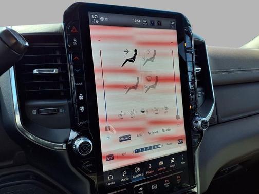 Bright White Clearcoat 2026 RAM 3500 Laramie Crew Cab 4x4 8' Box