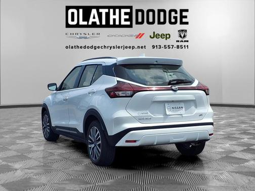 2024 Nissan Kicks SR