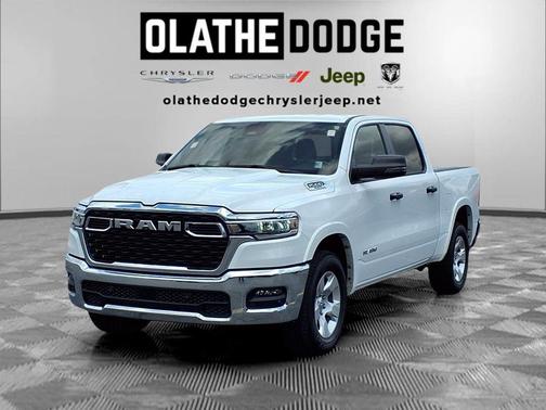 Bright White Clearcoat 2025 RAM 1500 Big Horn/Lone Star