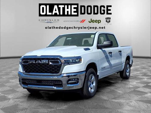 Bright White Clearcoat 2026 RAM 1500 Big Horn/Lone Star