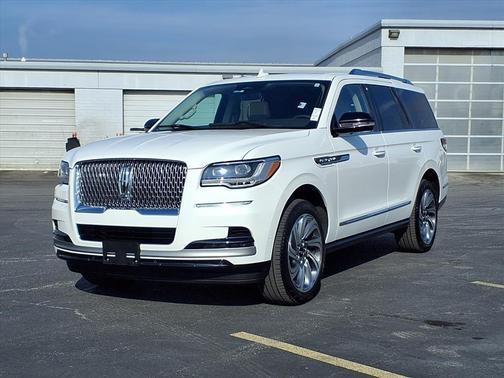 2024 Lincoln Navigator Premiere